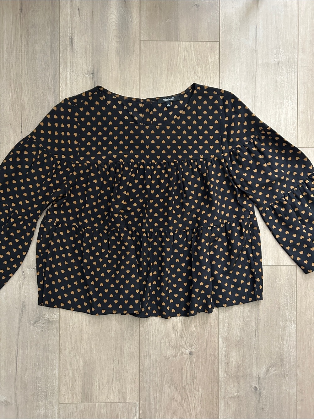 Madewell silk tiered button-back top in heart flip
